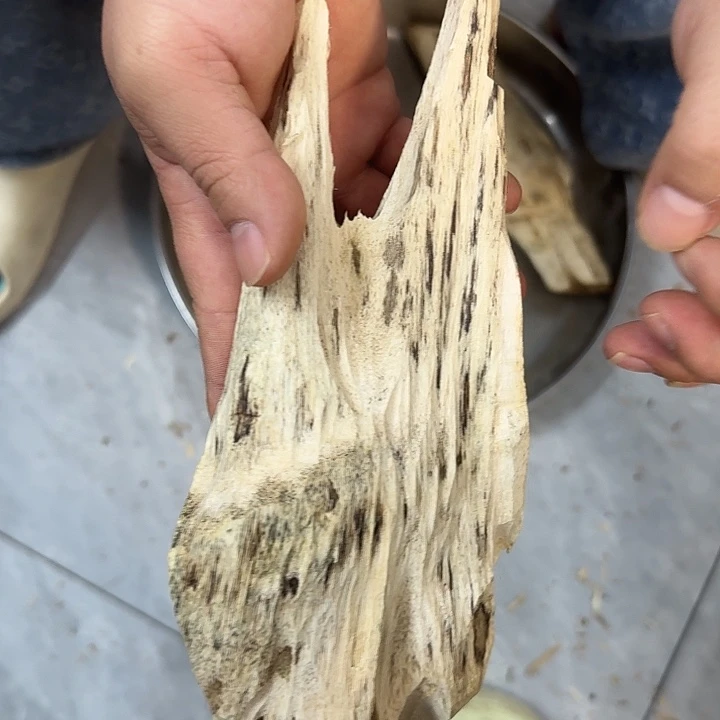 沉香沉香碎屑沉香料子