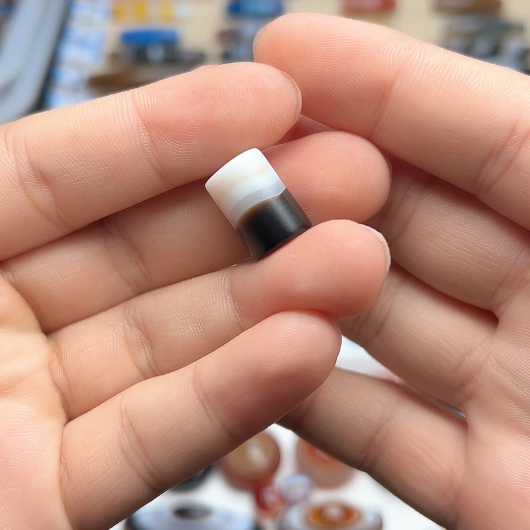 玛瑙/玉髓颈饰未镶嵌人