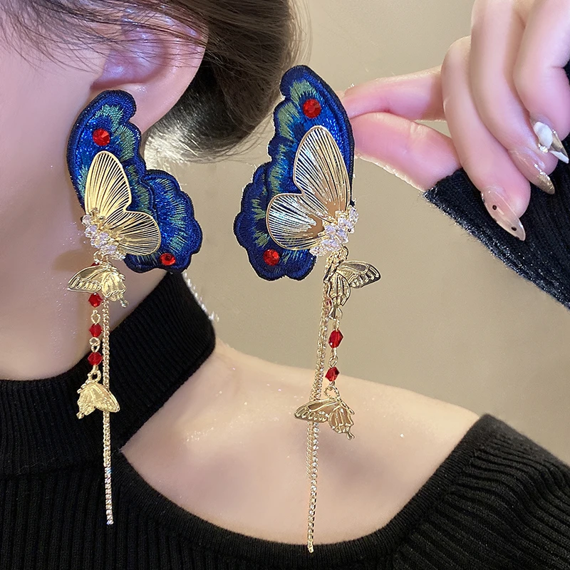 铜合金耳饰 斑斓幻蝶精致蝴蝶耳钉女新中式刺绣国风耳环长款耳饰