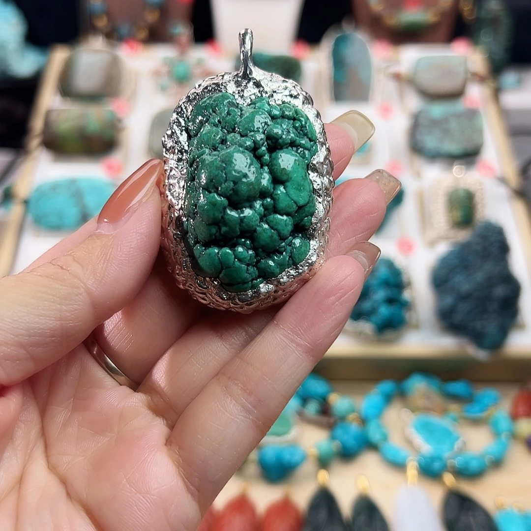 兴***ᔉ绿松石银S925镶嵌颈饰