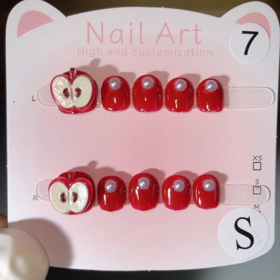 【红苹果】小朋友新年战甲小苹果可爱手工穿戴甲贴美甲重复使用爆款