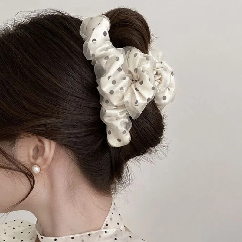 法式高级感大号波点发夹女小众设计时尚鲨鱼夹气质百搭盘发抓夹子