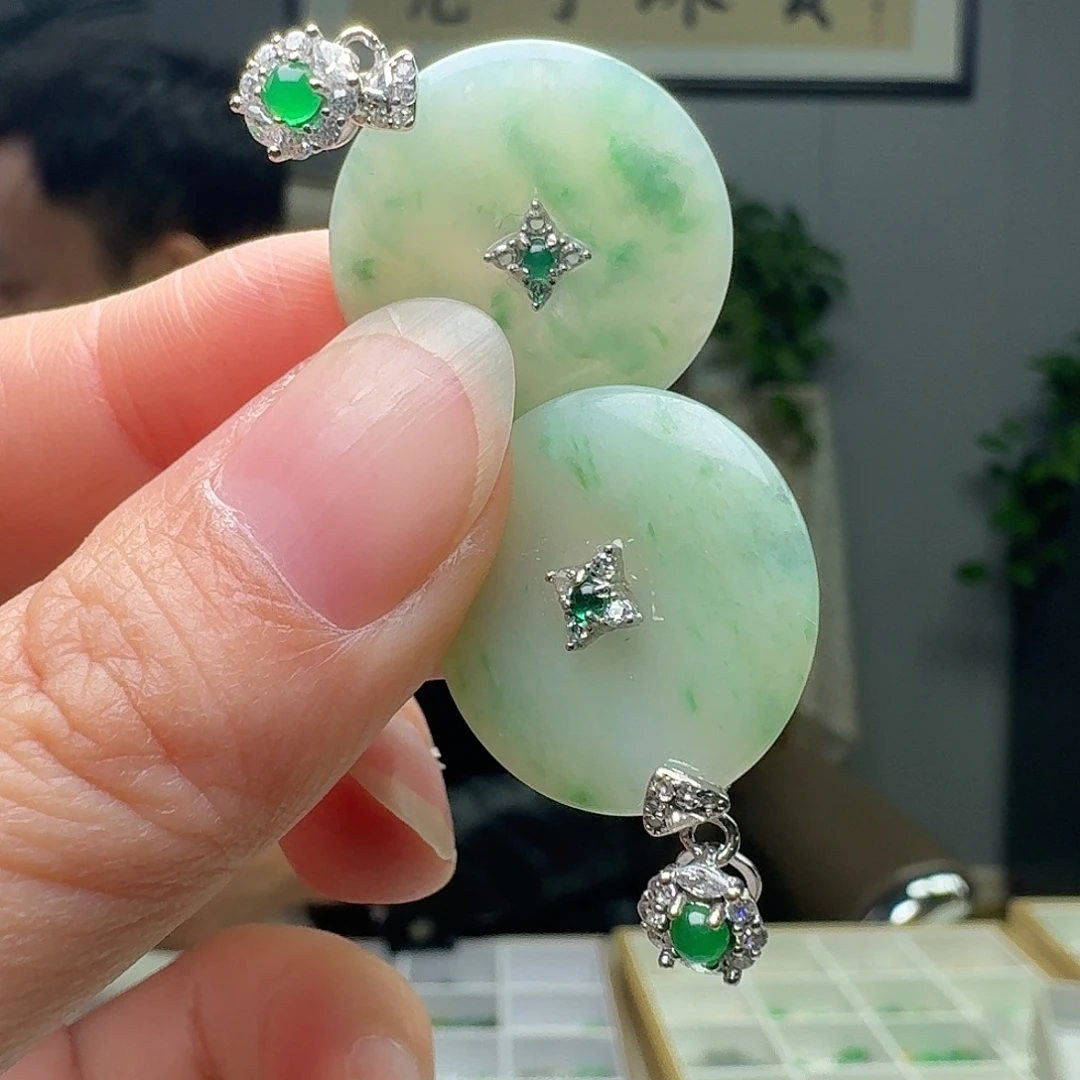 翡翠银S925镶嵌吊坠(不含链)多样性发货其一