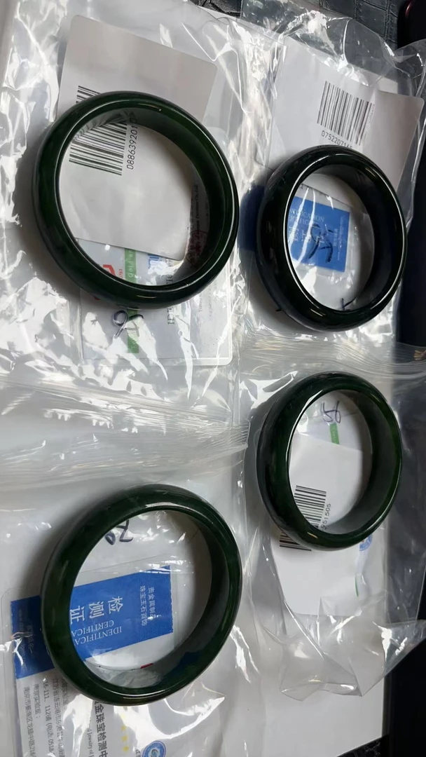 和田玉碧玉手镯多样性发其一c-844