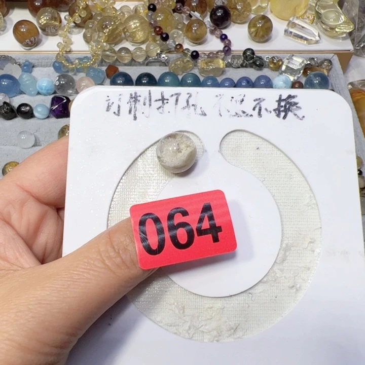 水晶颈饰未镶嵌卡****?天然