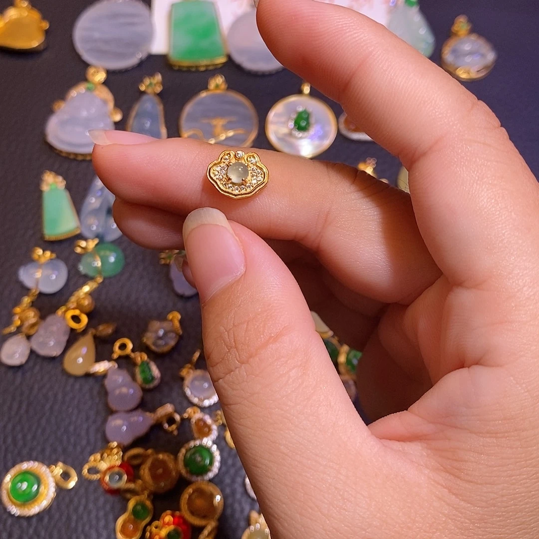 翡翠银S925镶嵌颈饰