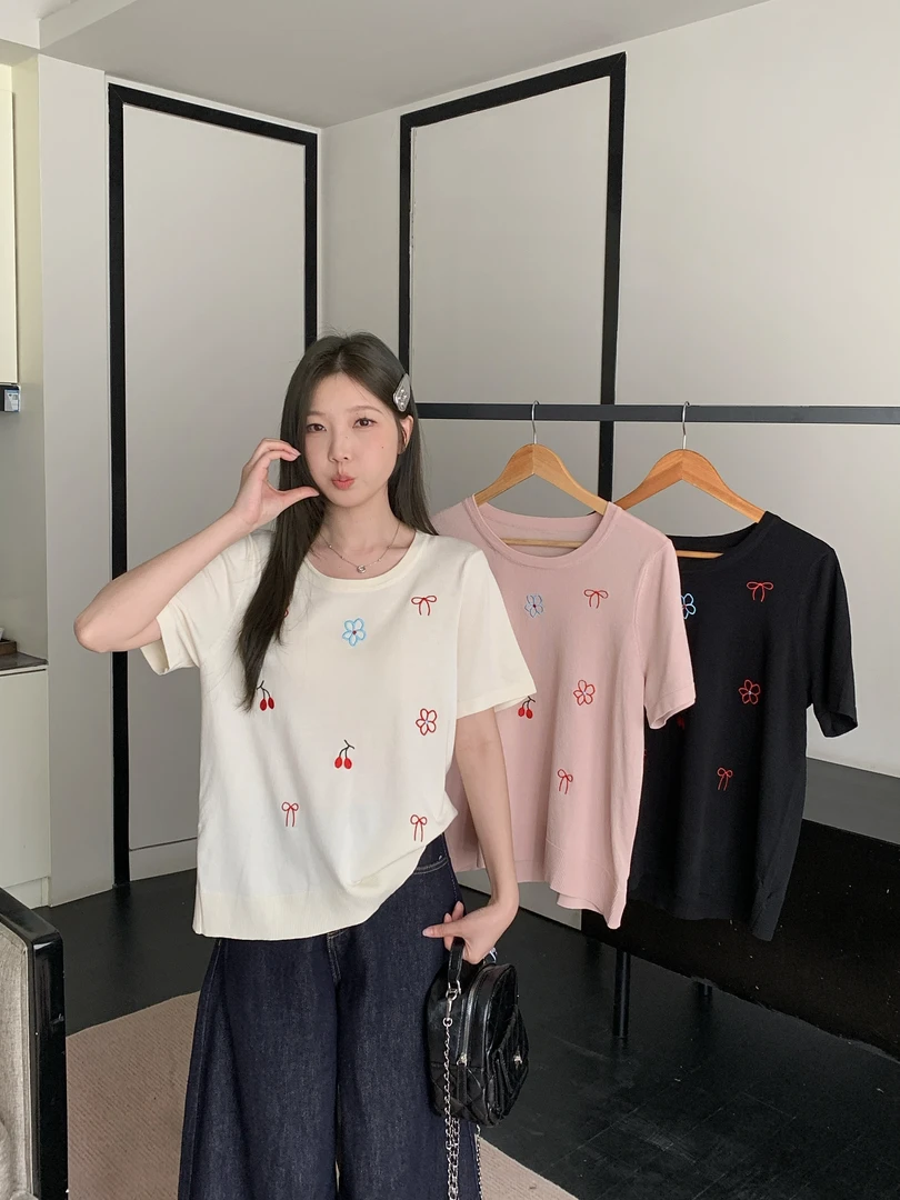 2025夏季新款胖mm大码韩系花朵樱桃刺绣短袖针织衫甜美上衣68642