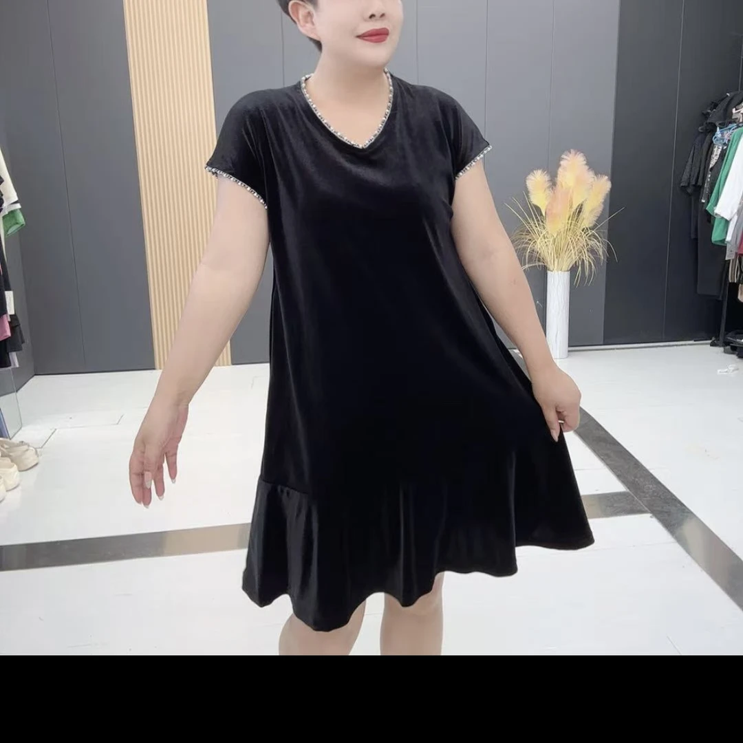 鑫家128新款丝绒连衣裙净色大码黑色V领