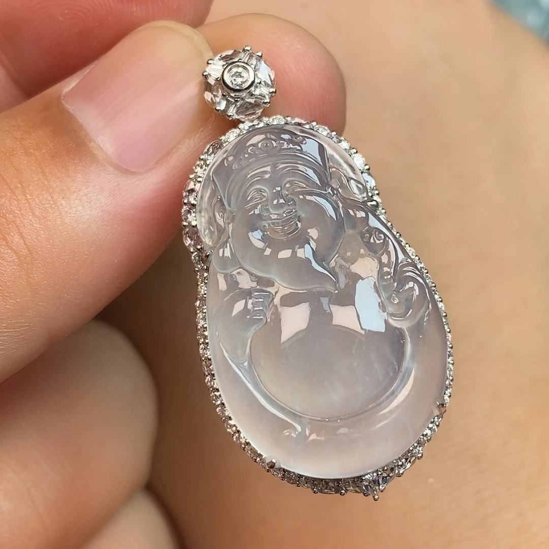 颈饰18K金镶嵌翡翠财神