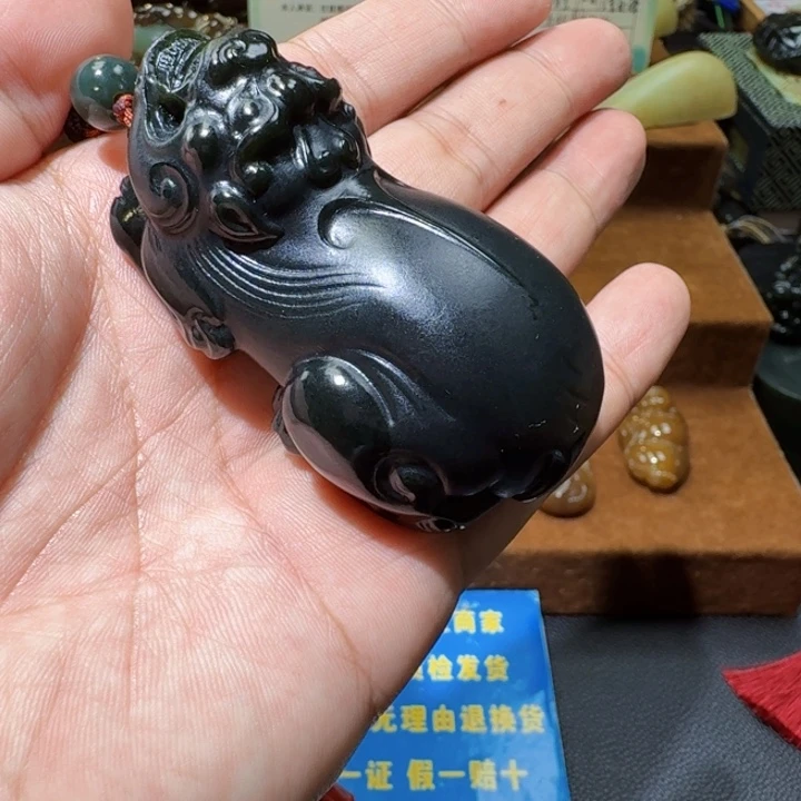 未镶嵌和田玉把件