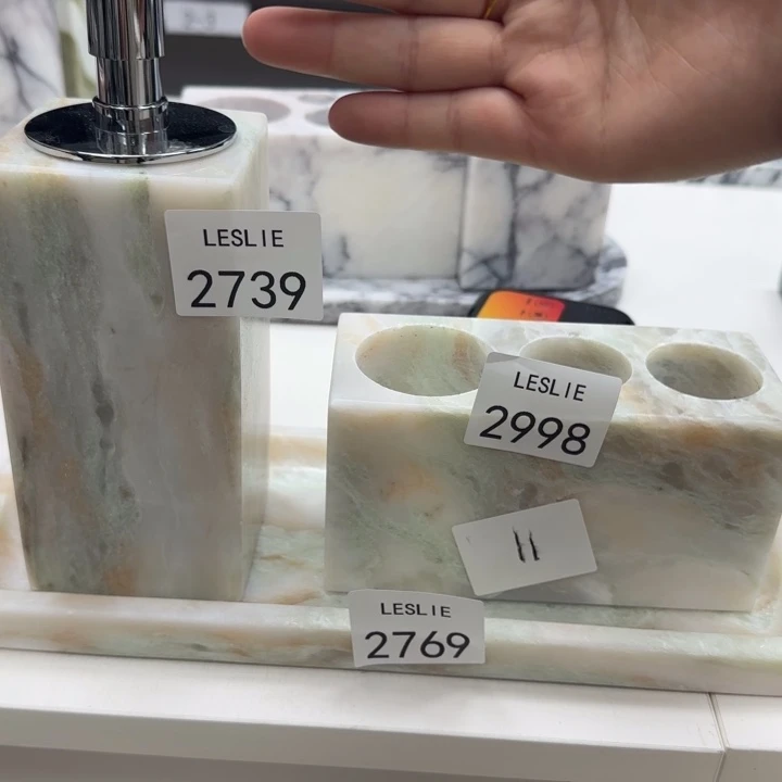 L。 2739。     2998。   2769。