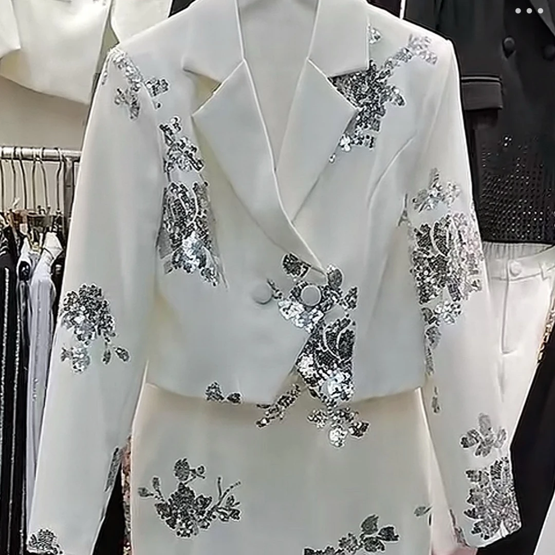 2025秋季原创设计师款亮片花朵刺绣璀璨耀眼套装