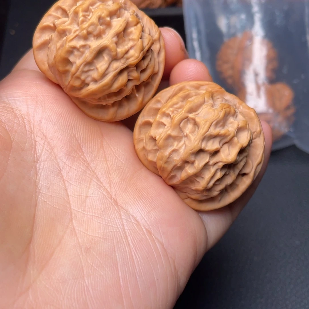 秦岭山脉文玩核桃