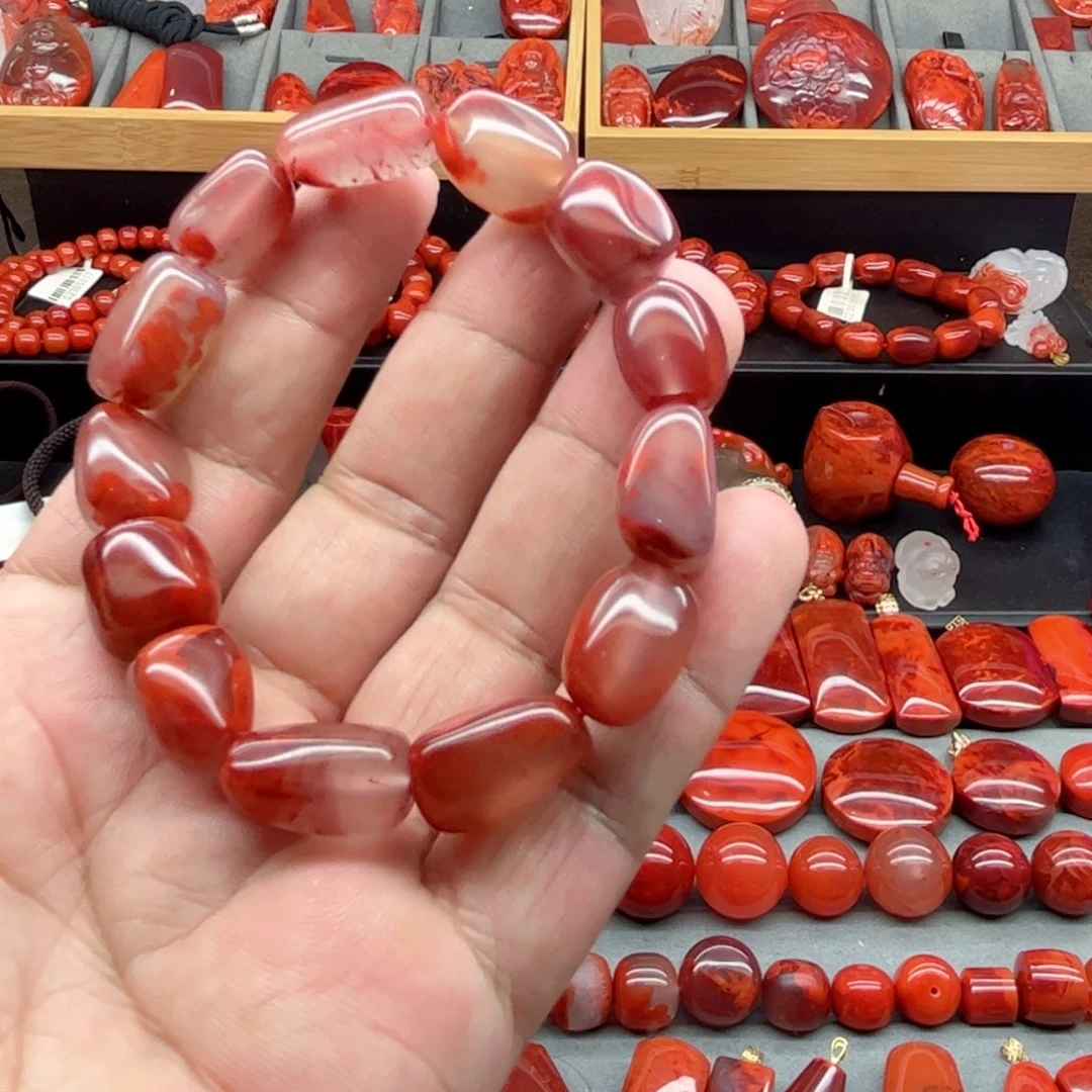 南红玛瑙配饰未镶嵌