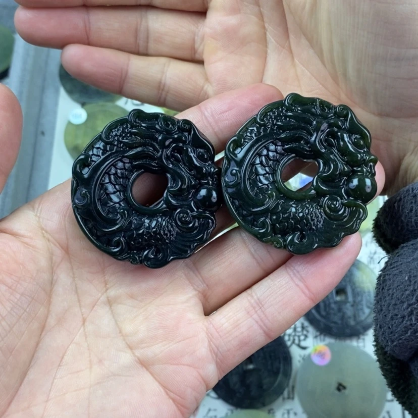 【闪购商品】岫玉颈饰未镶嵌鶴*?岫玉龙鱼吊坠