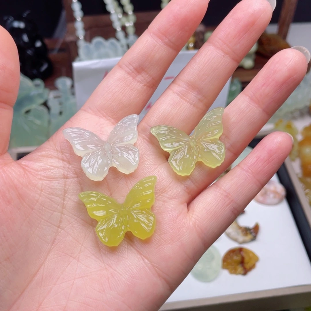 可***爱蛇纹石玉未镶嵌颈饰