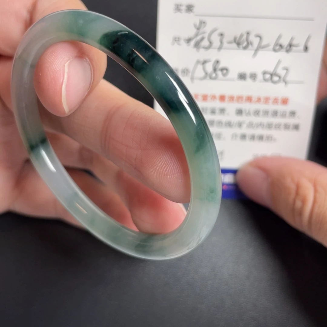 翡翠未镶嵌手镯翡翠