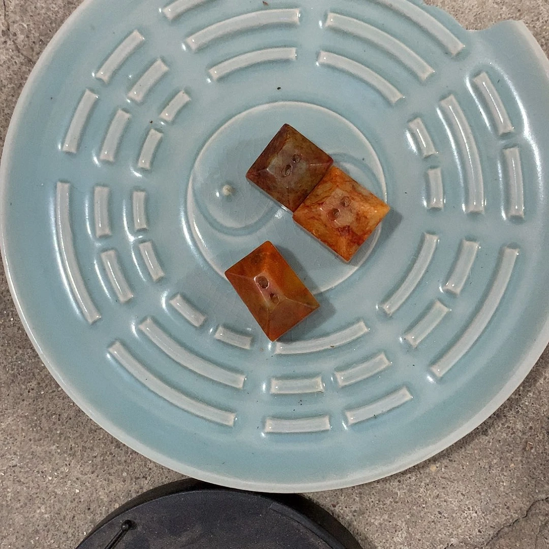 其他现代陶瓷工艺品