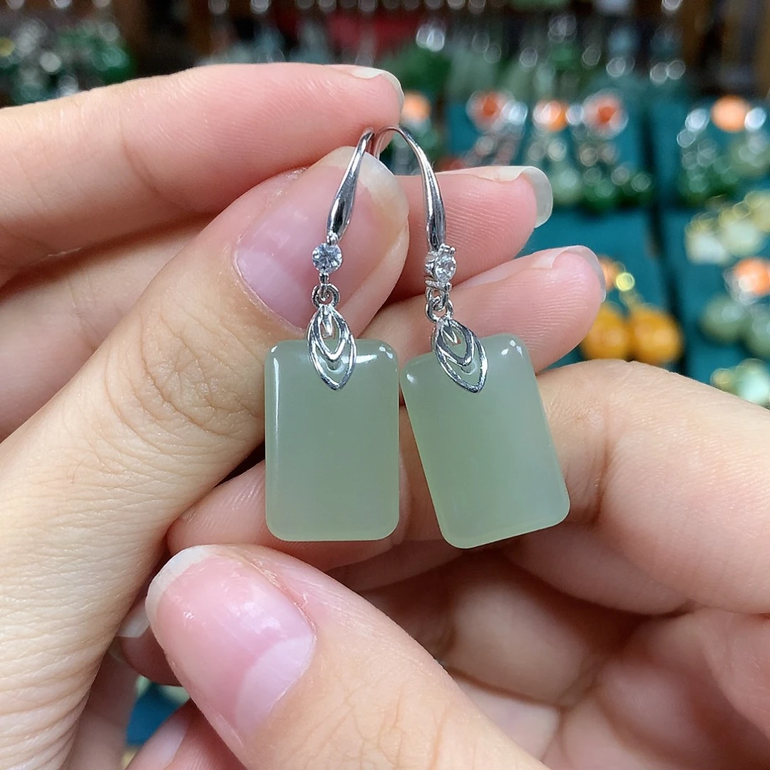 和田玉银S925镶嵌耳饰无事牌卡18左右