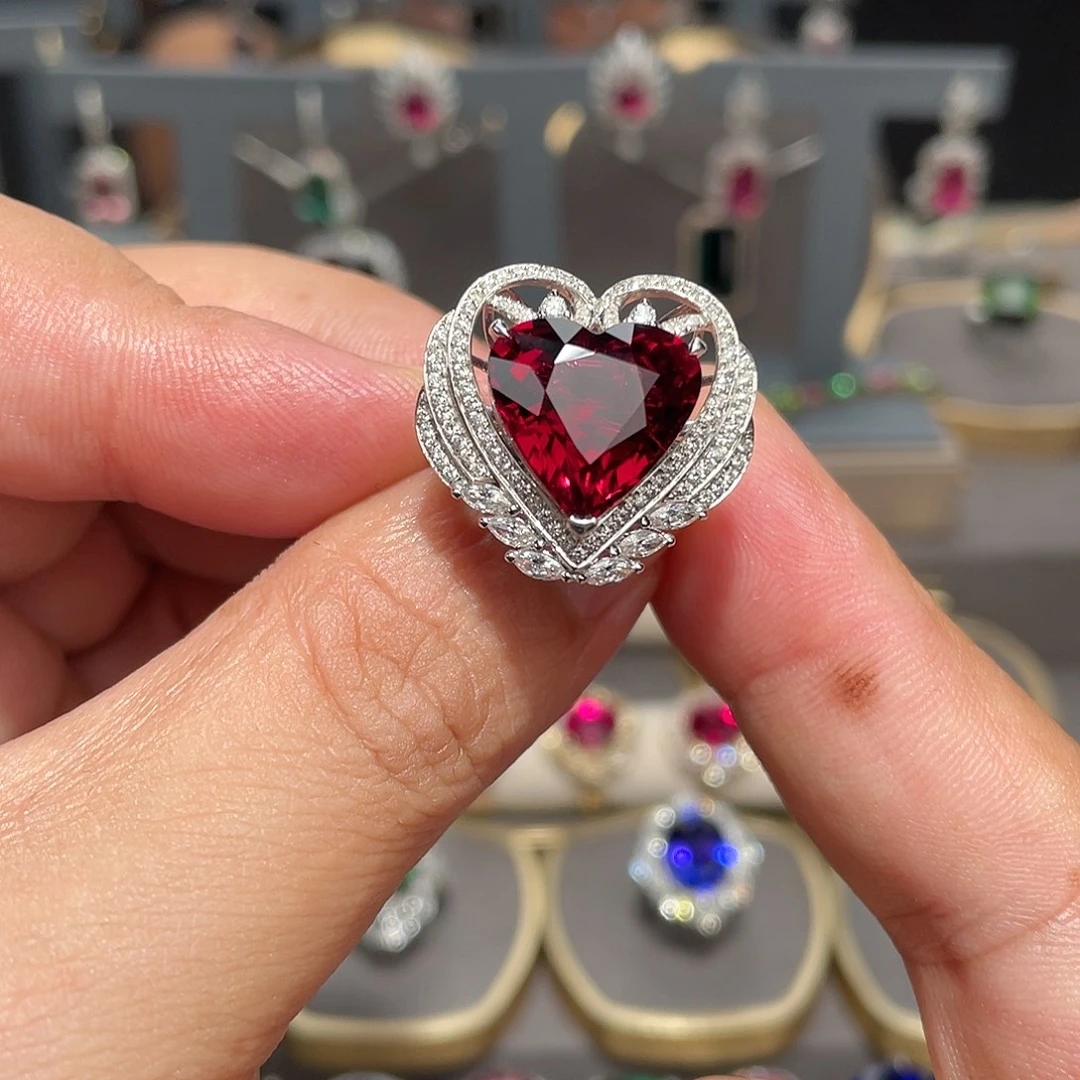 18K金镶嵌戒指碧玺8.85ct