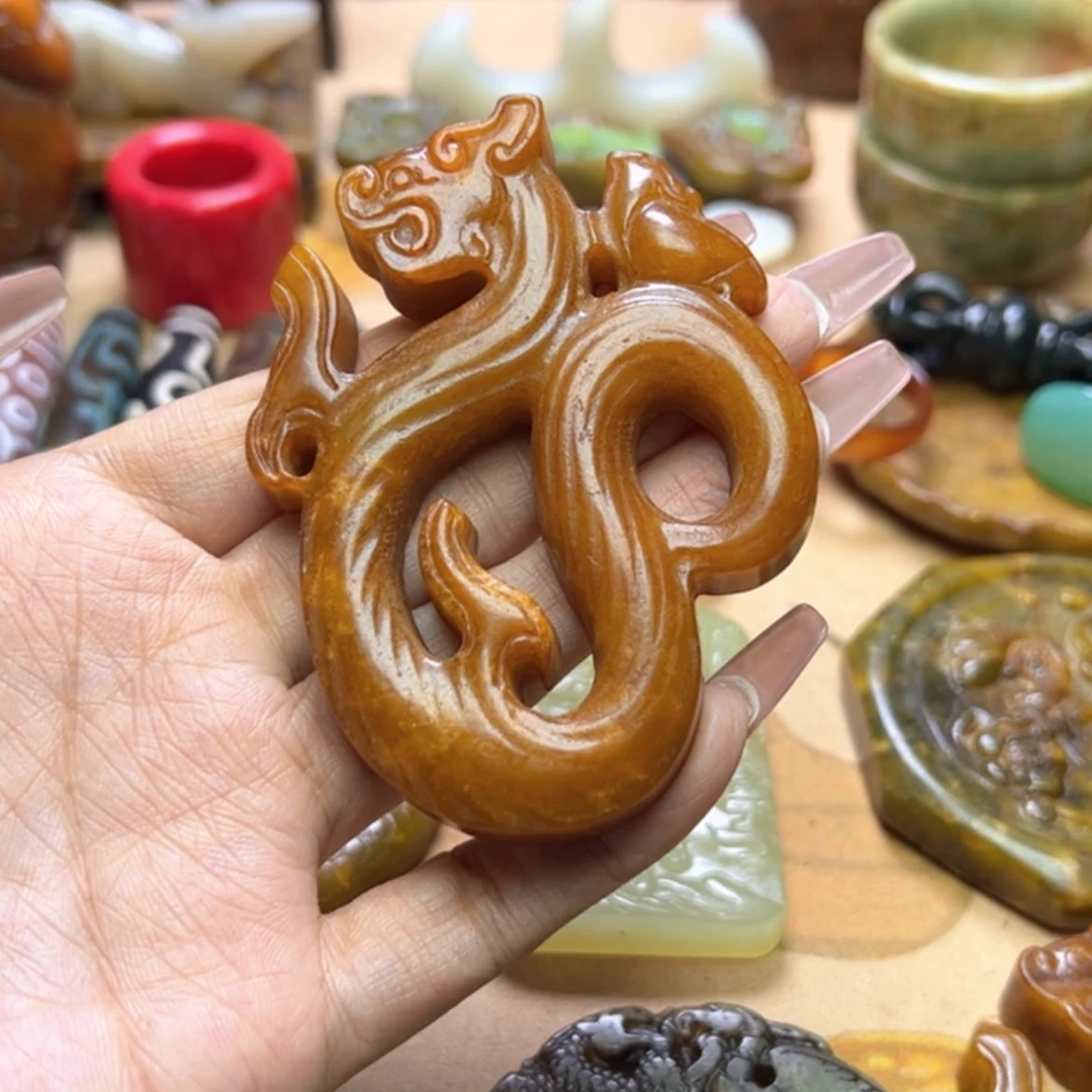 【闪购商品】蛇纹石玉颈饰未镶嵌