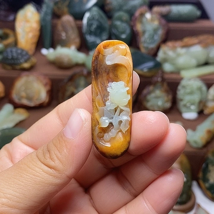 岫岩河磨玉（透闪石质玉）未镶嵌颈饰
