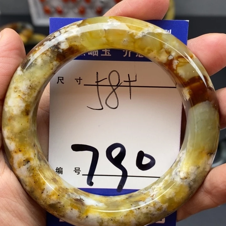 蛇纹石玉手镯未镶嵌E****i