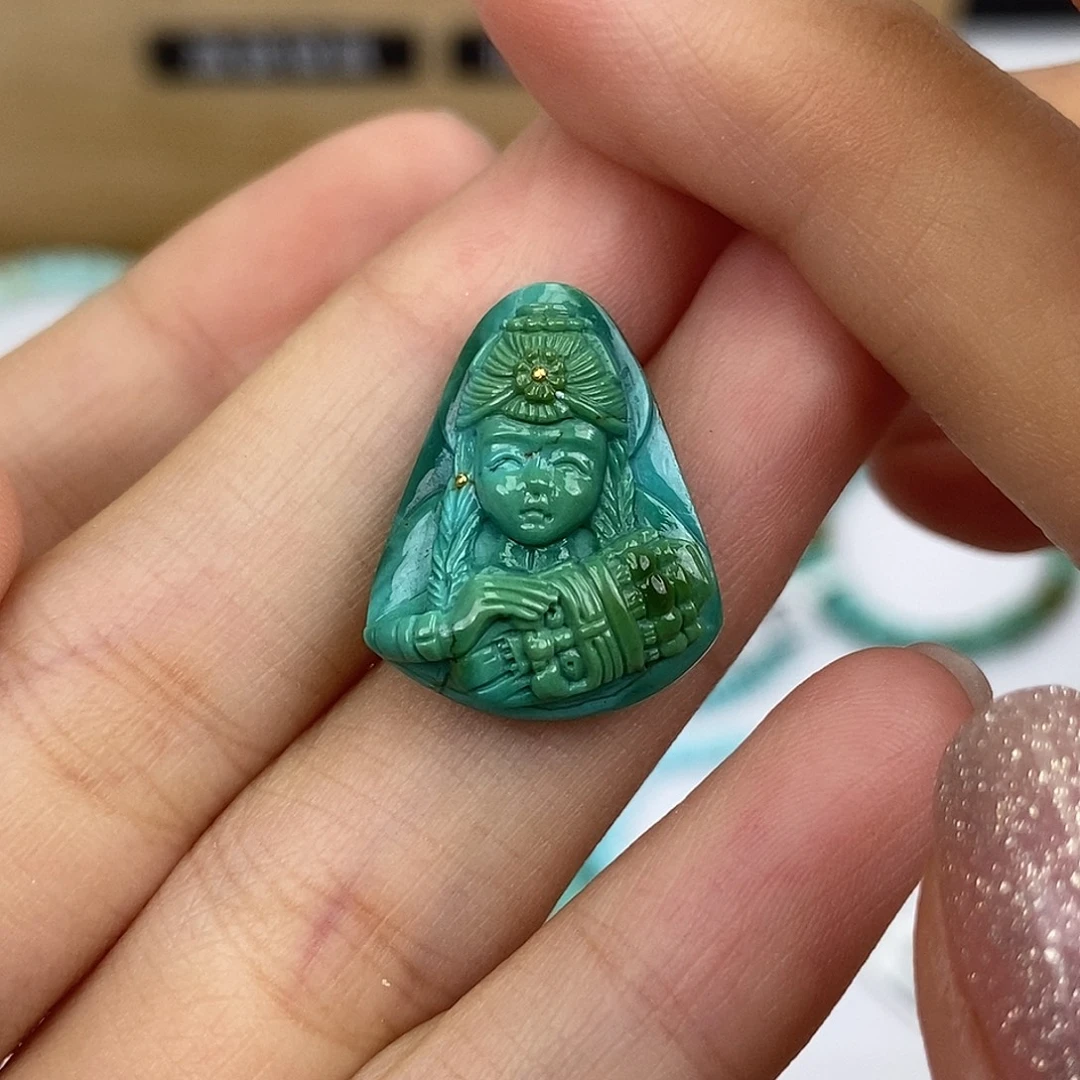 绿松石未镶嵌珠宝奇石