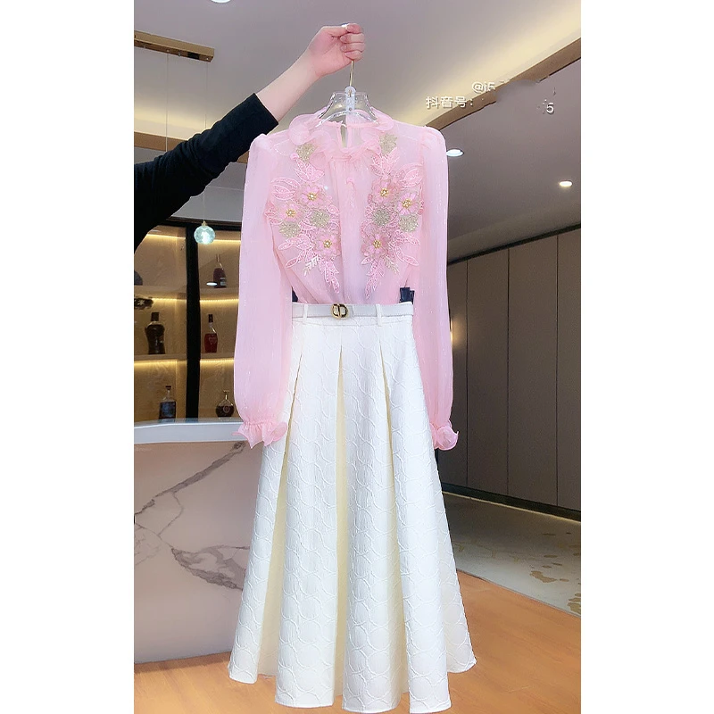 芙娜妮轻奢国内设计师品牌秋季新重工设计绣花潮半裙F2310868B