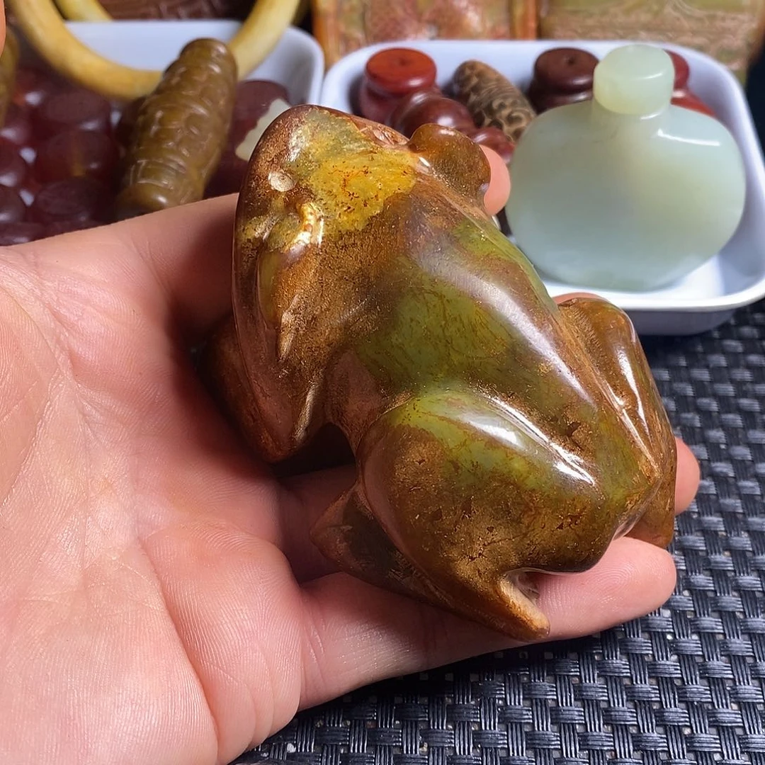 岫玉未镶嵌珠宝奇石