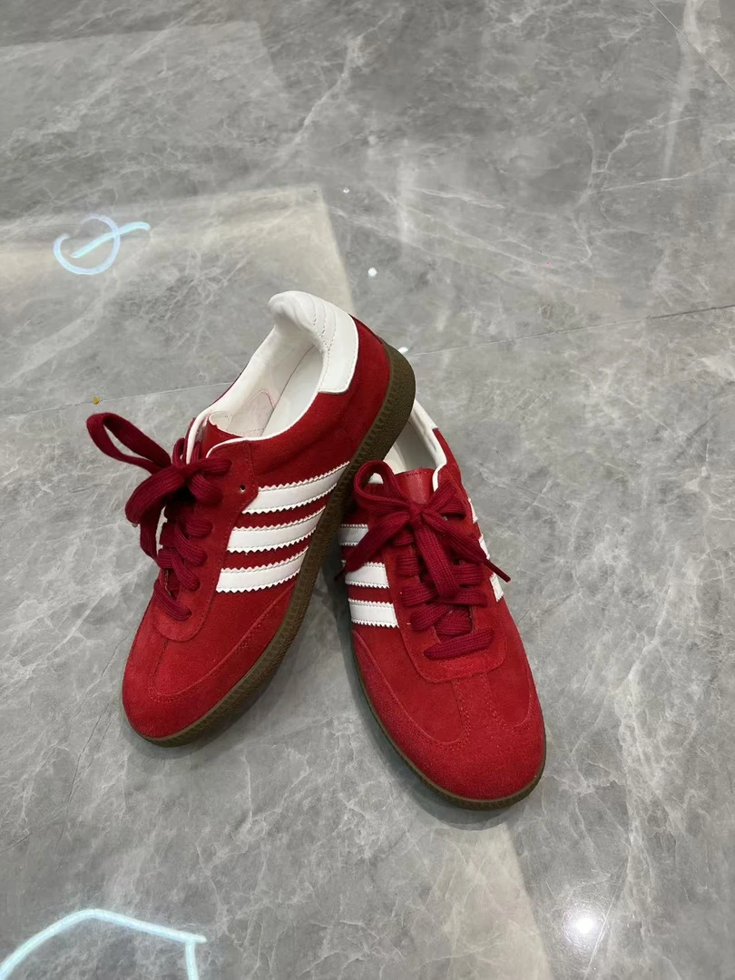 BUZH2025新款复古舒适新年款红色休闲阿甘鞋女运动鞋