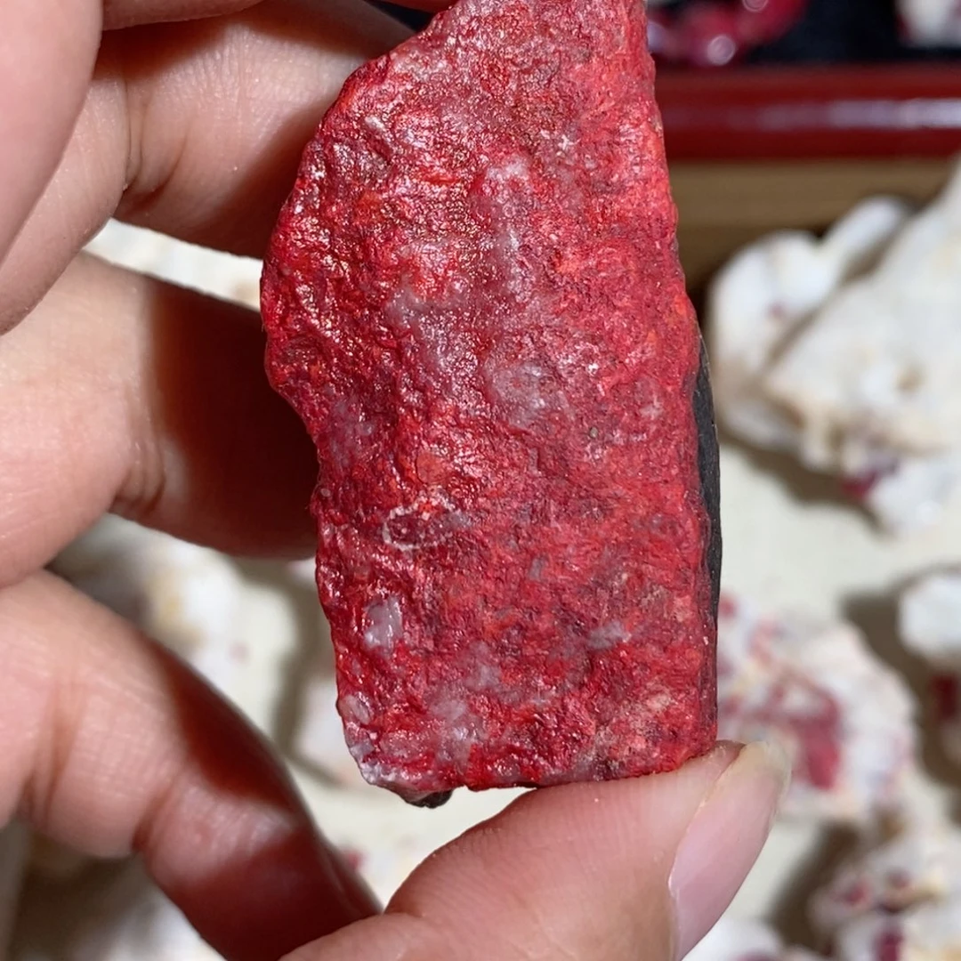 小***星天然辰砂天然朱砂原矿毛料