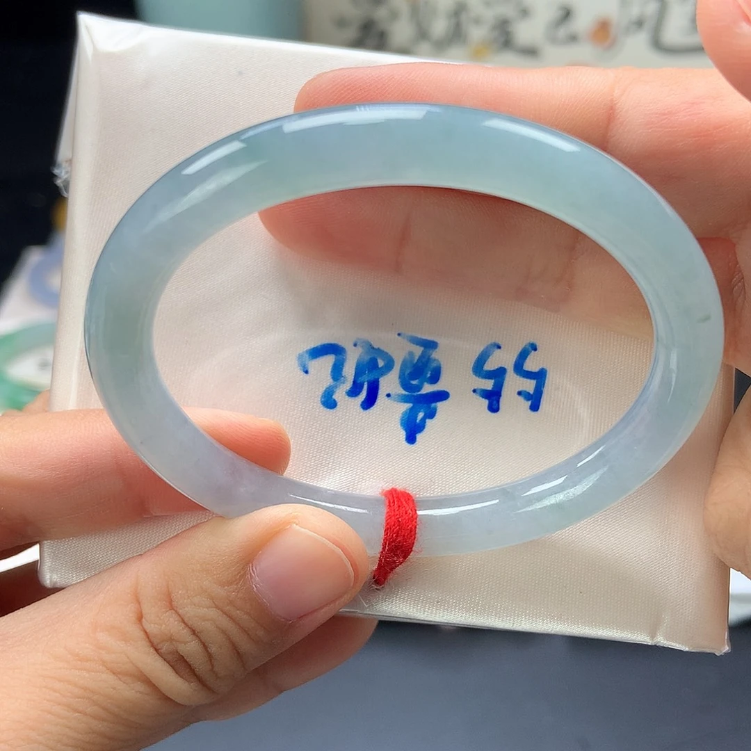 翡翠未镶嵌手镯2号 贵妃