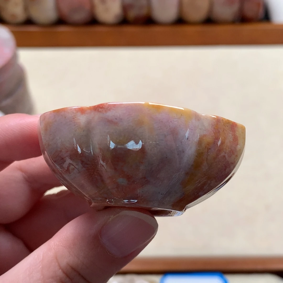 硅化珊瑚（珊瑚玉）莲花杯盏120/个，未镶嵌