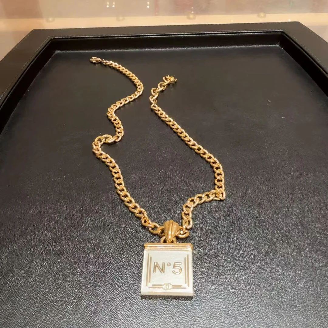 99新 Chanel/香奈儿 21S /100周年纪念款黑白双面方形5号数字项链