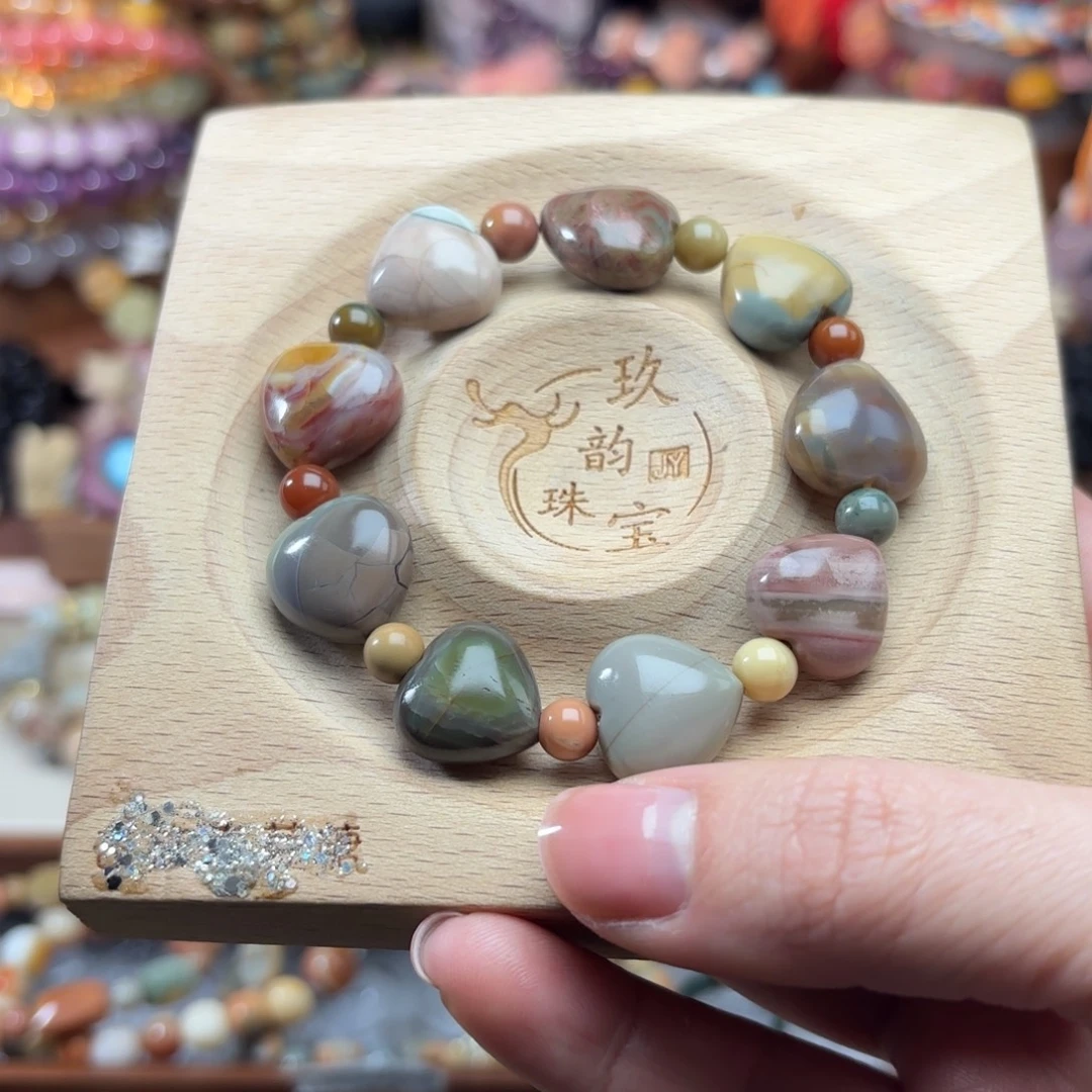 石英质玉未镶嵌珠宝半成品