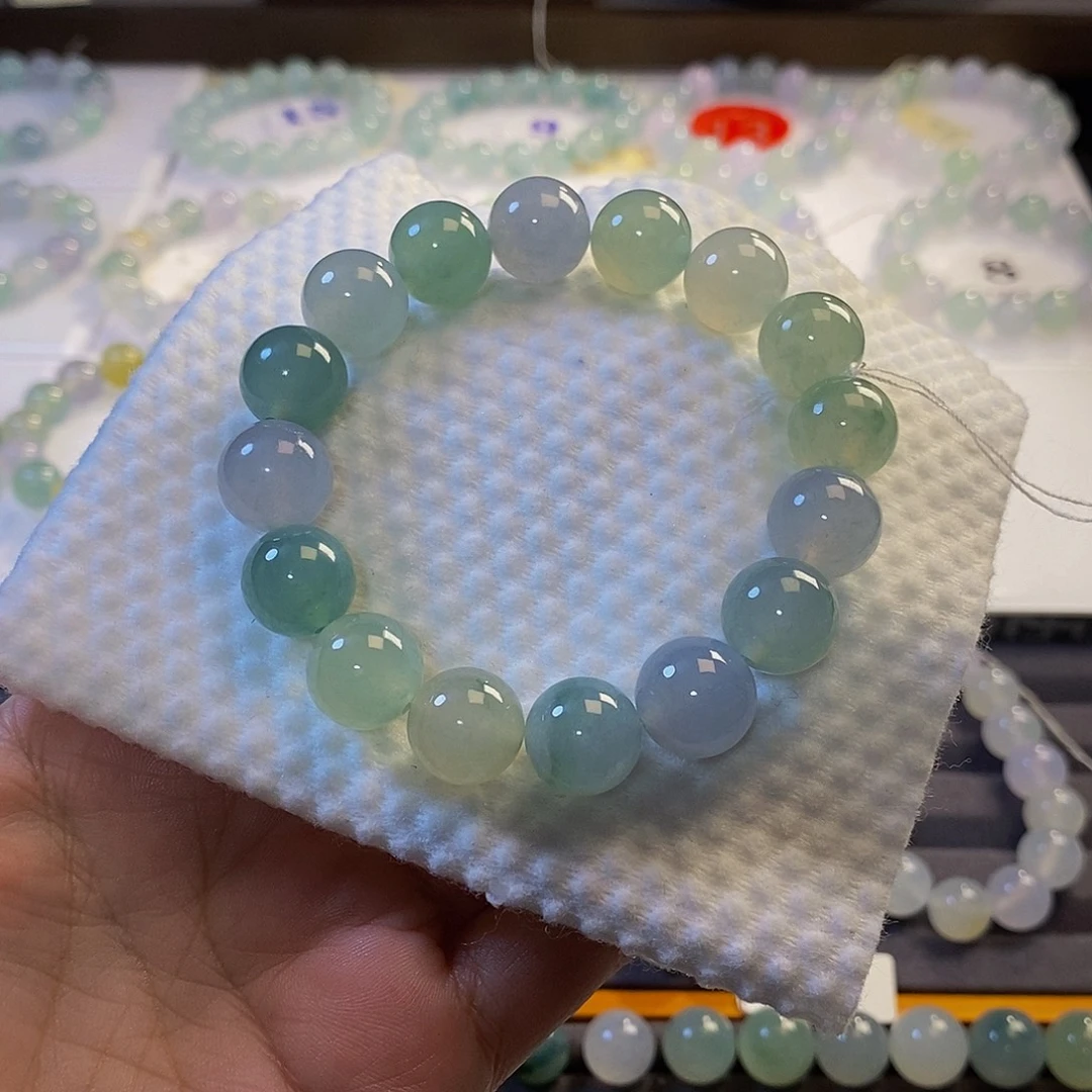 定制翡翠未镶嵌翡翠.