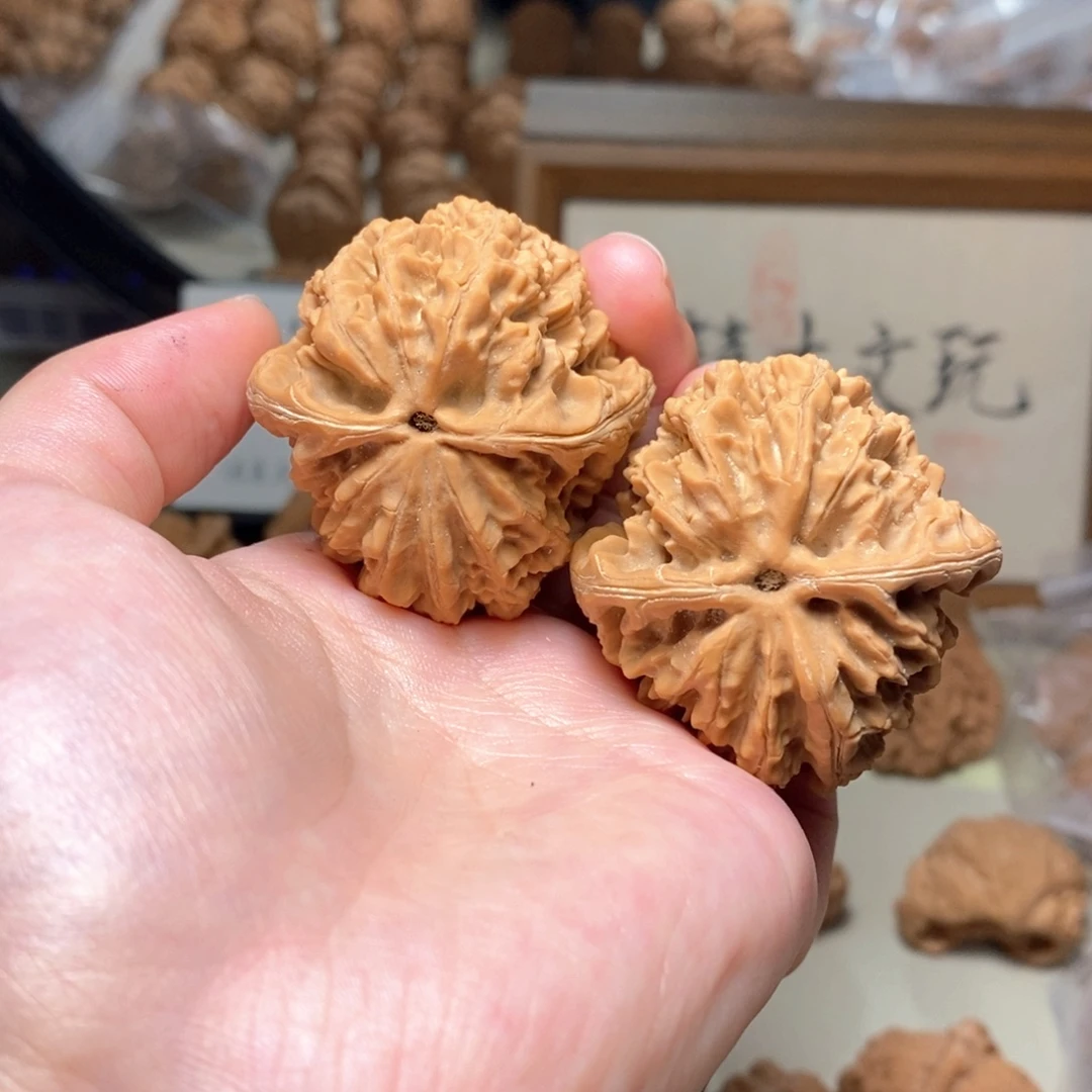 黎***明文玩核桃把件11111111111111