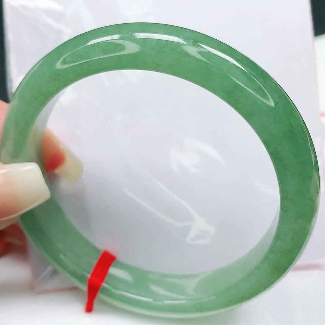 未镶嵌手镯翡翠76