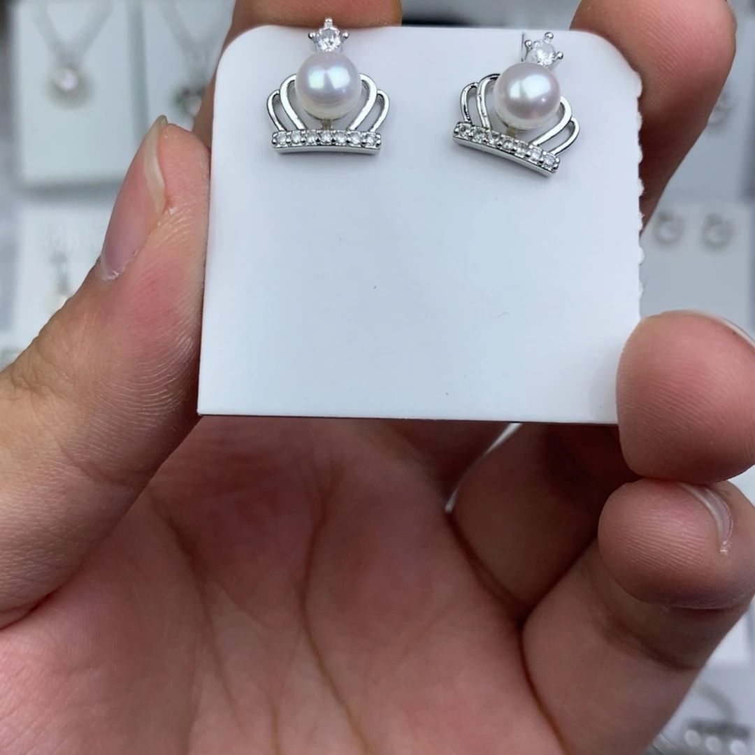 未镶嵌耳饰淡水珍珠