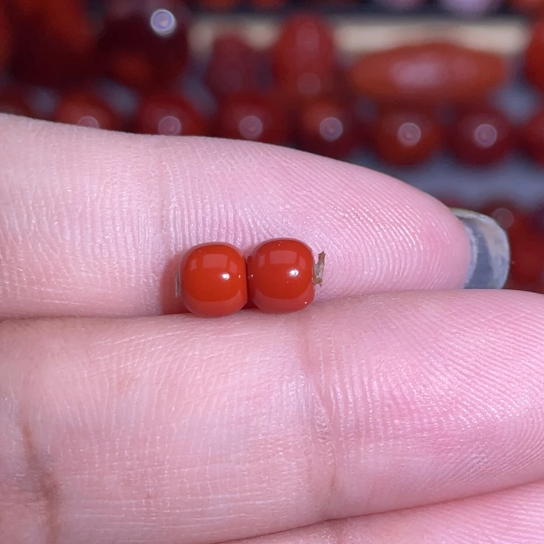 南红玛瑙未镶嵌瓦西柿子红满色满肉老型对珠卡5.4