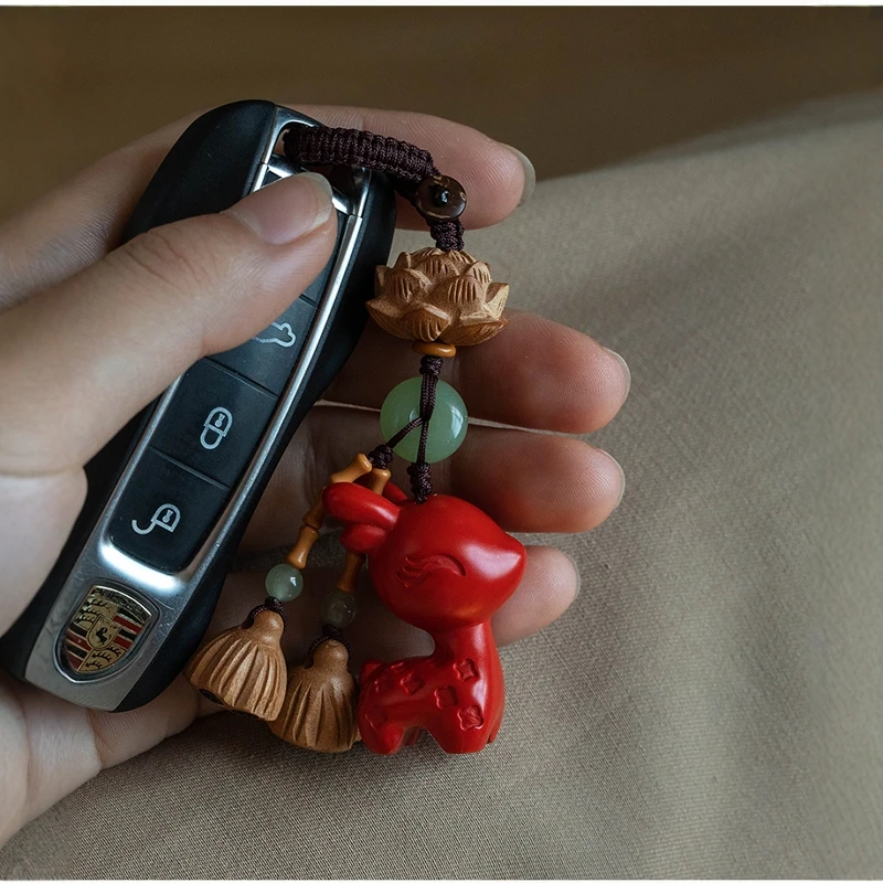 天然辰砂福一方可爱小鹿桃木莲花钥匙扣挂件本命年吊坠礼物