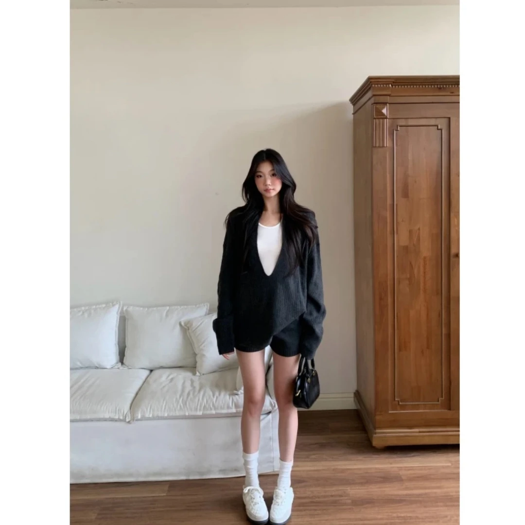 withmin凉皮 灰雾山野 辣妹秋款小众设计针织罩衫+短裤女2523922