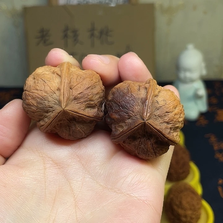 文玩核桃把件14、古玉三棱39