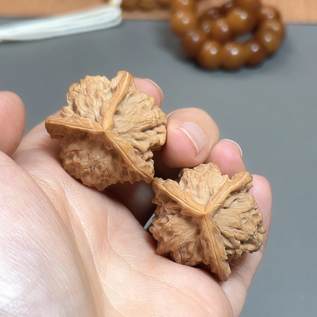 桃核把件盘山三棱35尺蹭尖白茬3213
