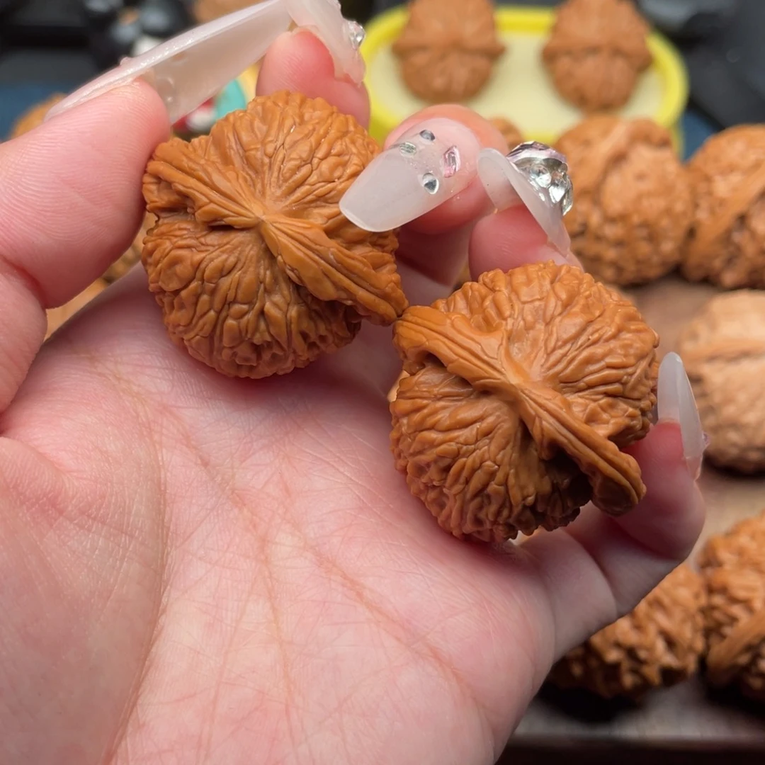 文玩核桃吊坠精配球白37