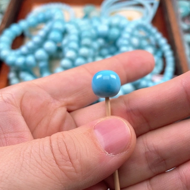 绿松石颈饰未镶嵌云*