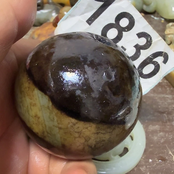 民***堂玛瑙/玉髓未镶嵌颈饰