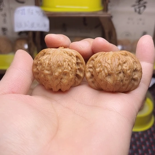 用***1吊坠文玩核桃磨盘