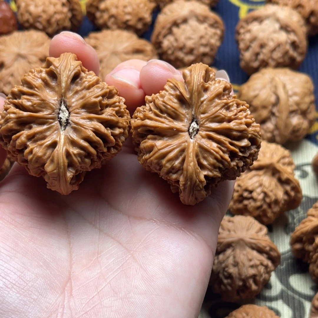 文玩核桃吊坠坚**底44南疆